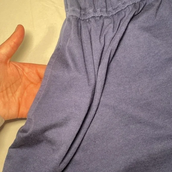 American Eagle Outfitters Women's Navy Romper with Lace Trim Size Large NWOT - Picture 5 of 10